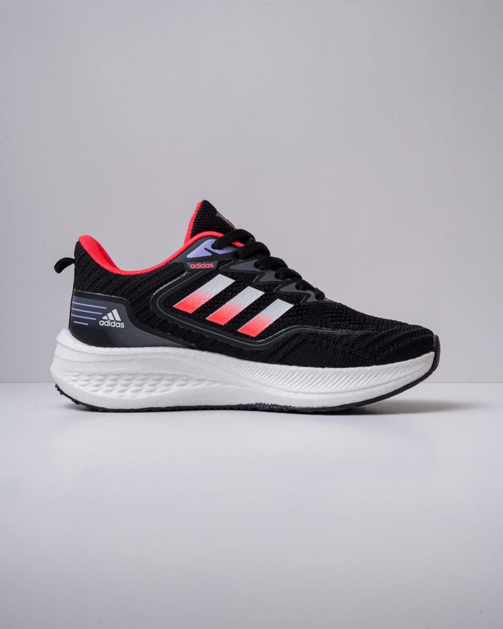 Adidas Running shoe Cloudfoam midsole for soft and supportive cushioning